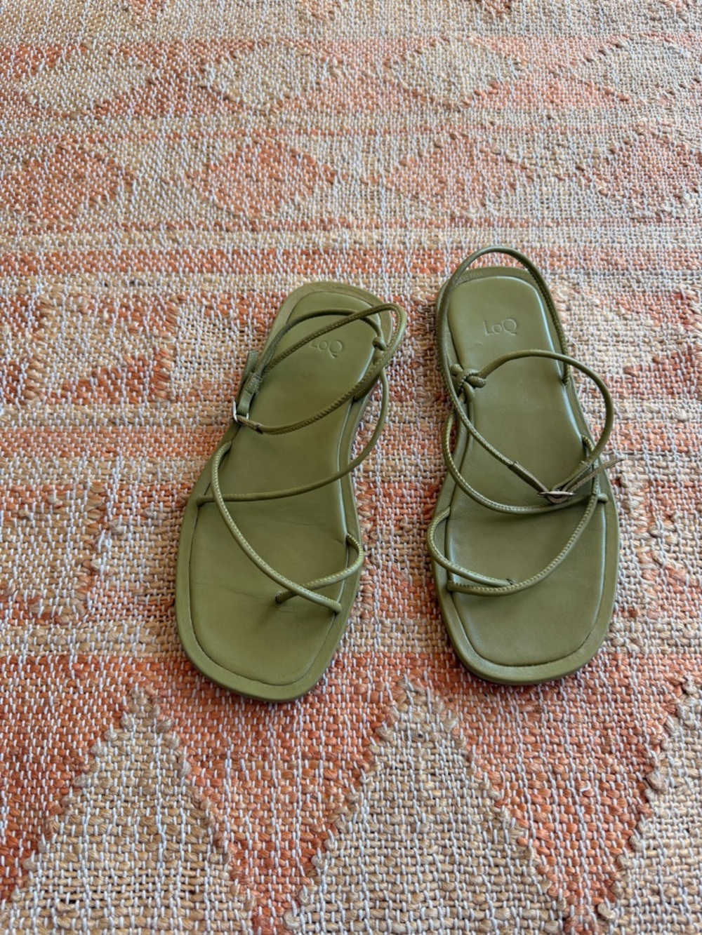 LOQ Granada Sandals in Khaki green wrap minimalist size 37 - 7.5 to 8 - Picture 2 of 16